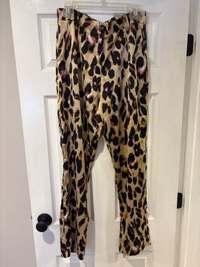Tags on! Leopard Satin Trousers
